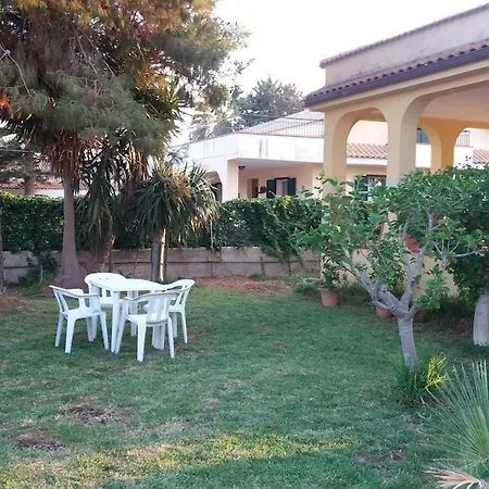 Irene * Arenella (Syracuse)