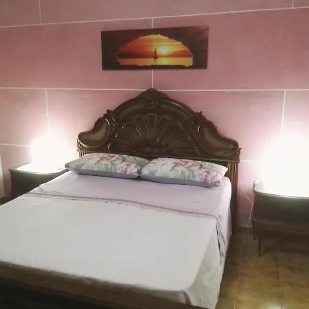 Irene Arenella (Syracuse)